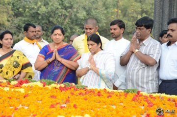 NTR Family Visit to NTR Ghat 2016